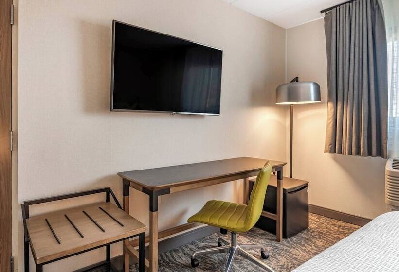 Номер Стандарт 2 Двуспальные Кровати, Fairfield Inn & Suites By Marriott Providence Airport Warwick