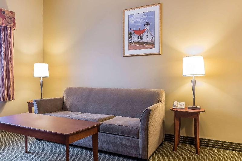 Люкс Кровать Кинг, Quality Inn & Suites