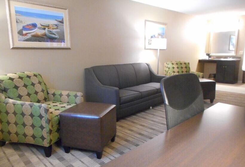 Люкс, Best Western Providence Warwick Airport Inn