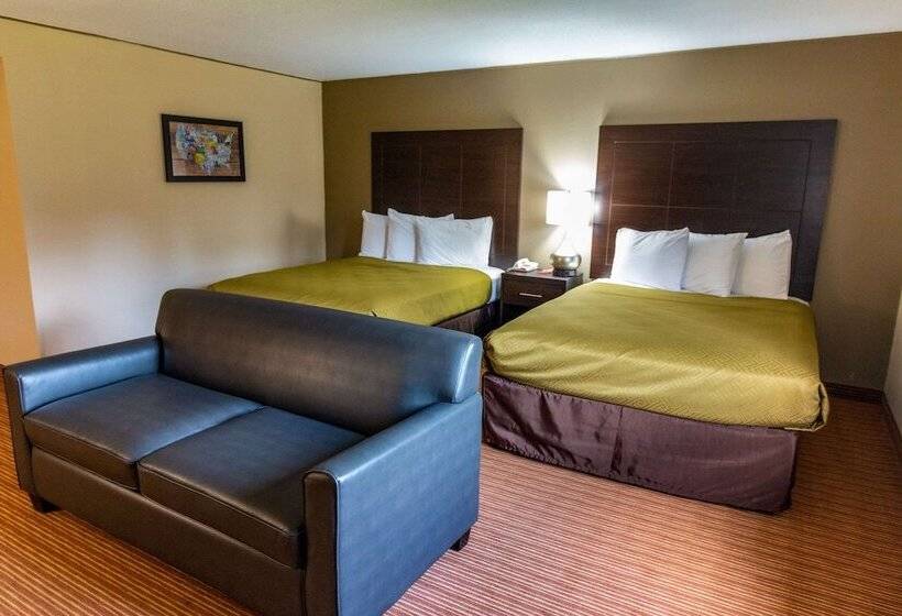 Люкс, Econo Lodge Massena Hwy 37