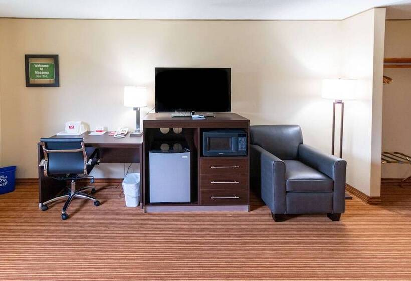 Номер Стандарт 2 Двуспальные Кровати, Econo Lodge Massena Hwy 37