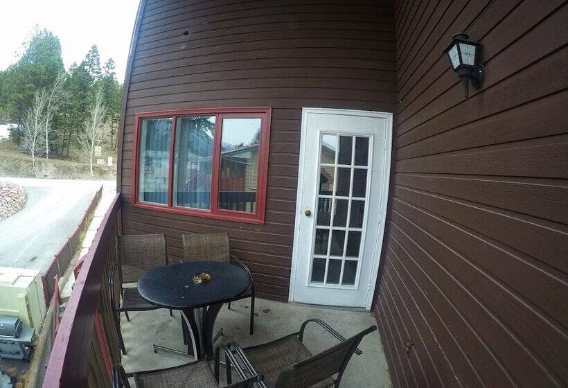 Family Suite, Radium Chalet