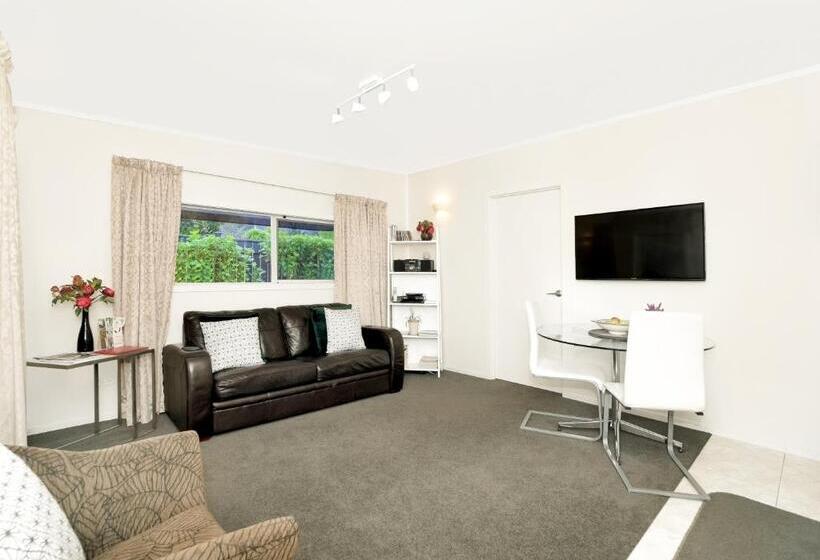 Апартаменты 1 Спальня, Coromandel Apartments