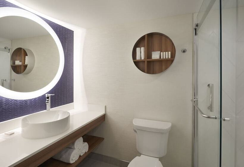 スタンダードルーム, Fairfield By Marriott Niagara Falls, Canada