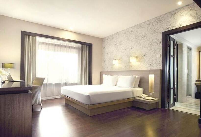 Номер Deluxe Кровать Кинг, Santika Bandung