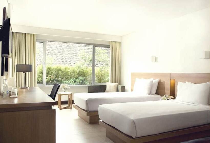 Номер Deluxe, Santika Bandung