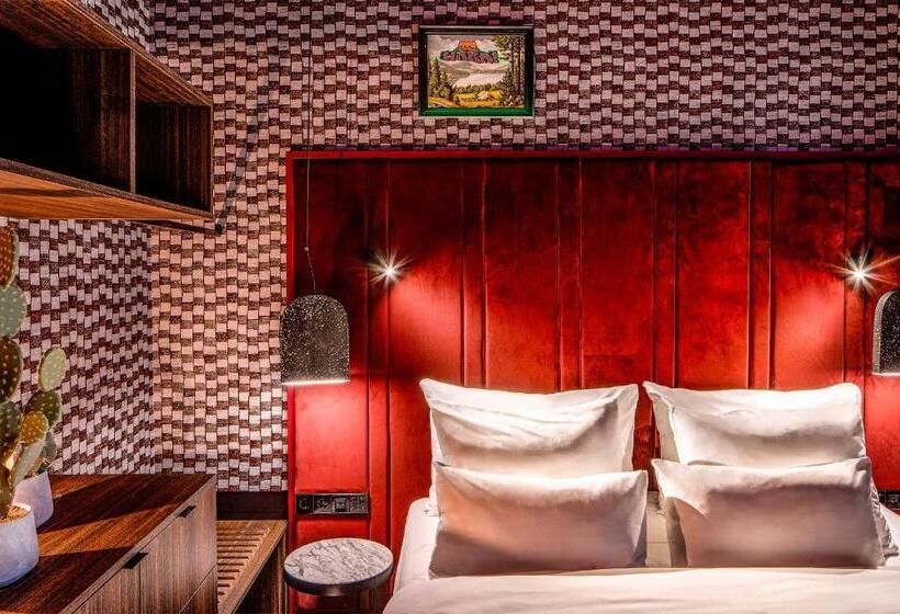 اتاق استاندارد, The Highlander Amsterdam