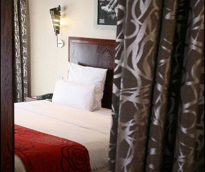اتاق استاندارد یک نفره, Grand Hotel Francais