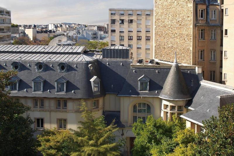 Номер Deluxe с Видом, Renaissance Paris Nobel Tour Eiffel