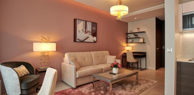 آپارتمان 1 خوابه با بالکن, Roi De Sicile   Rivoli    Luxury Apartment