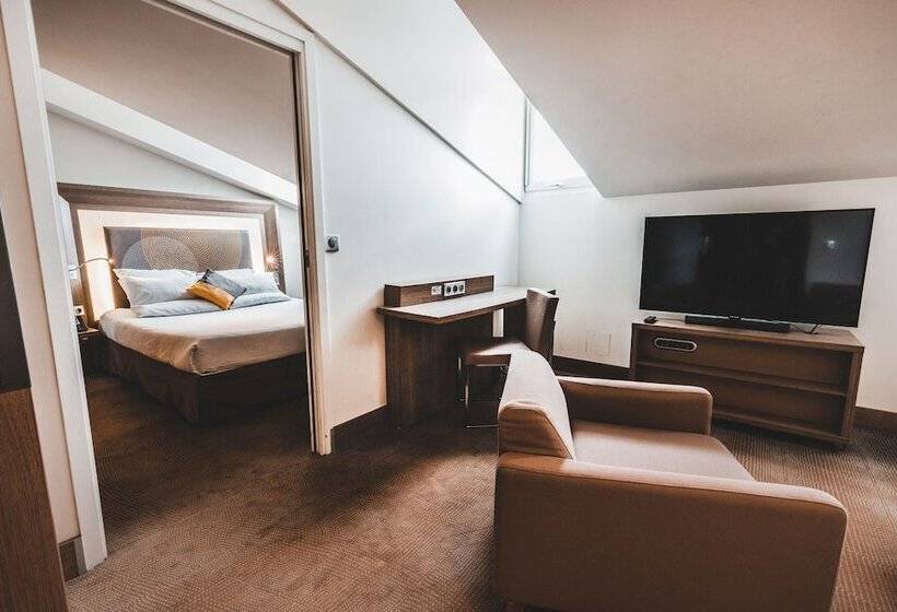 Люкс Superior, Novotel Toulouse Centre Wilson