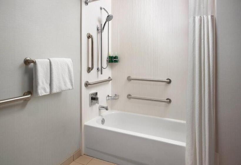 Стандартный Номер Кровать Кинг, Courtyard By Marriott Fayetteville