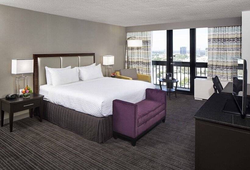 适合残疾人士使用的套间, Crowne Plaza Atlanta  Midtown, An Ihg