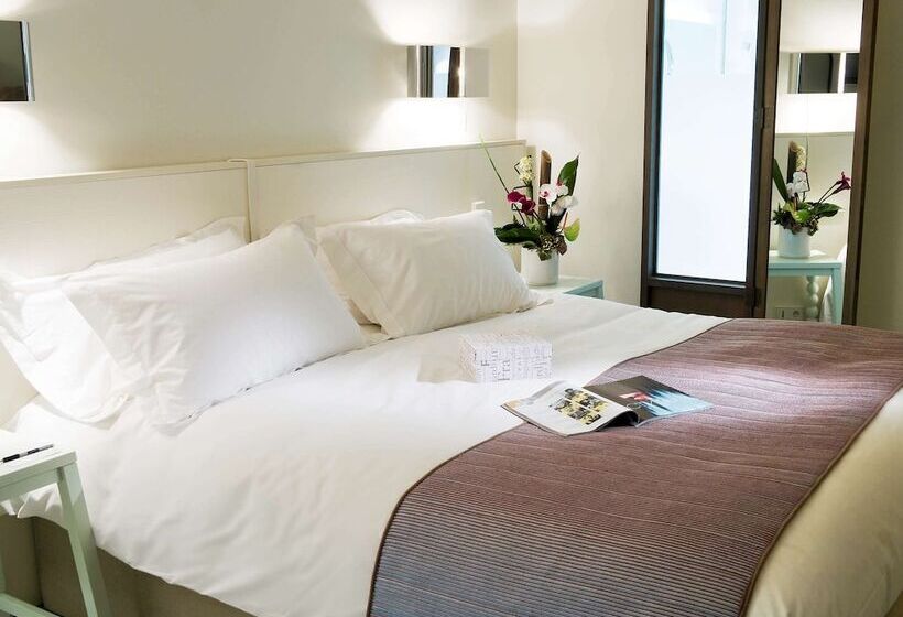 Номер Superior с Террасой, Pullman Cannes Mandelieu Royal Casino