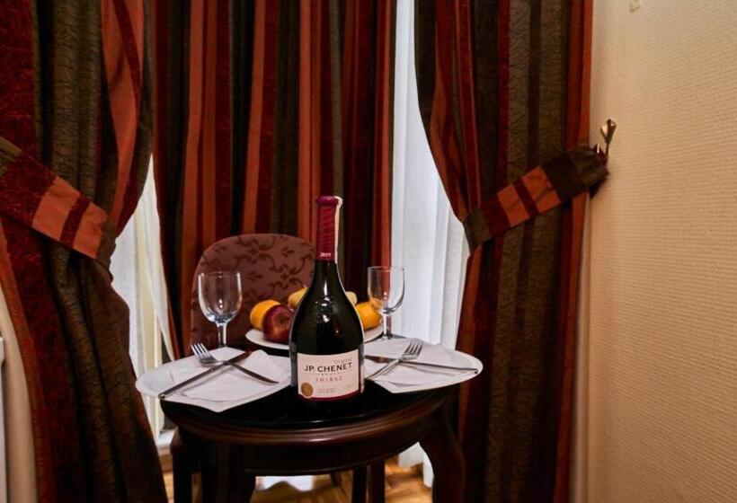 اتاق استاندارد, Amber Hotel & Spa