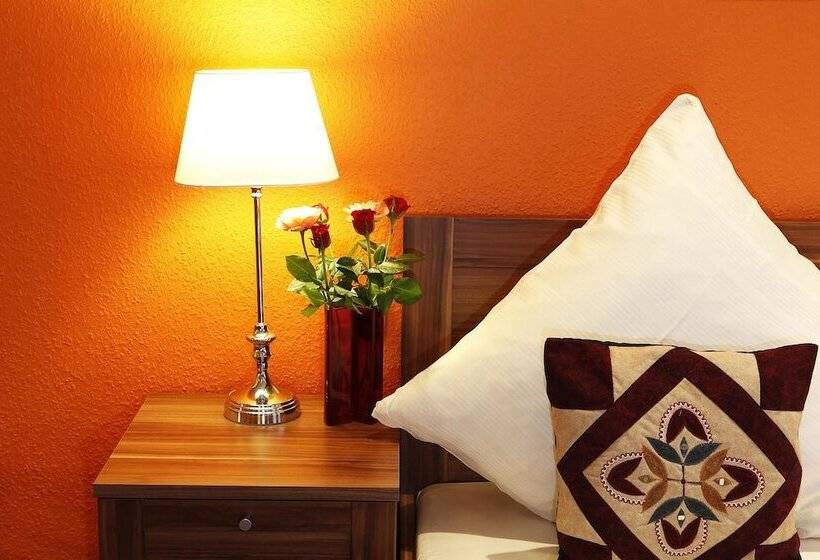 اتاق استاندارد سه نفره, Centro Hotel Norderstedter Hof By Ina
