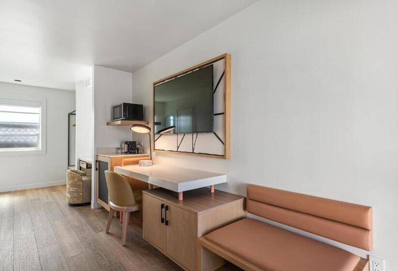 스탠다드 룸, Goodspring Motel