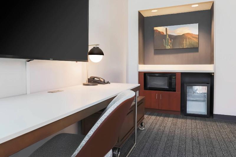 스위트 킹사이즈 침대, Courtyard Tucson Airport