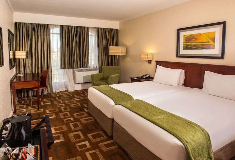 اتاق استاندارد, Garden Court Or Tambo International Airport