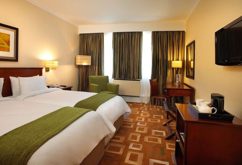 اتاق استاندارد, Garden Court Or Tambo International Airport