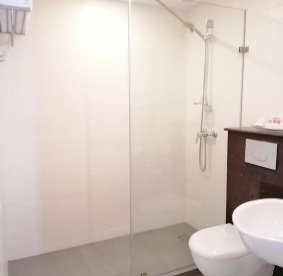 اتاق استاندارد, Le Relax Hotel And Restaurant