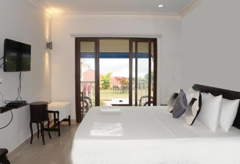 اتاق لوکس با چشم‌انداز دریا, Le Relax Hotel And Restaurant