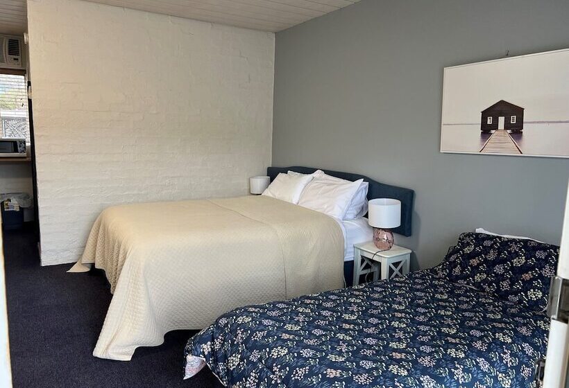 Quarto Estandar, Riverbank Park Motel