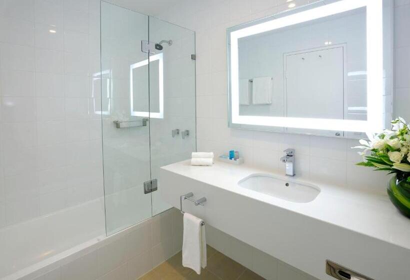 اتاق سوپریور, Novotel Melbourne Glen Waverley