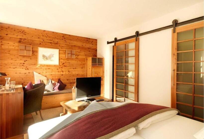 Номер Стандарт, Goldener Adler   Im Sommer Silvretta Card Premium Inkludiert