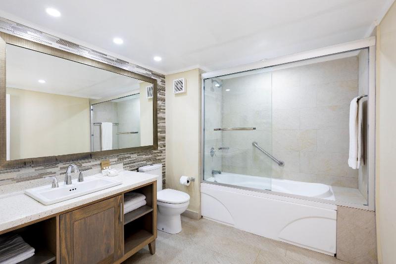 سوییت جونیور لوکس با چشم‌انداز دریا, Turtle Beach By Elegant Hotels   All Inclusive