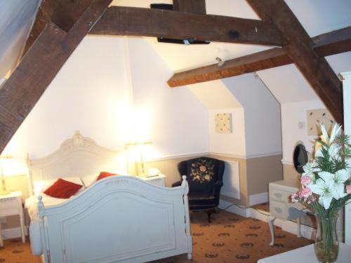 Семейный Номер, Crown Hotel Brackley