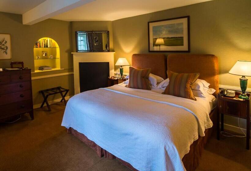 کابین, Greywalls Hotel & Chez Roux