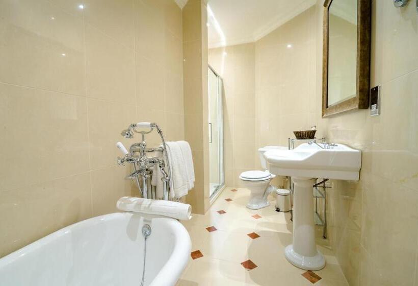 خانه 1 خوابه, Greywalls Hotel & Chez Roux