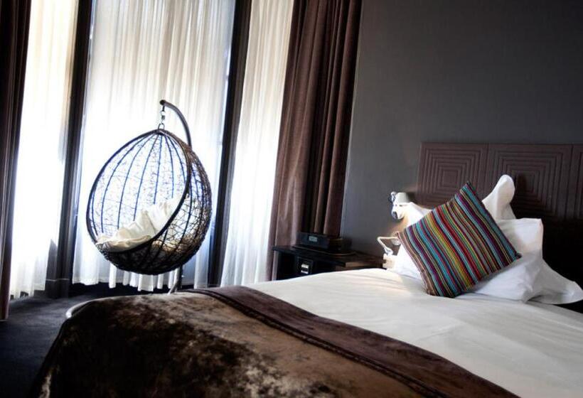 سوئیت با تخت بزرگ, Carmelite Hotel; Bw Signature Collection