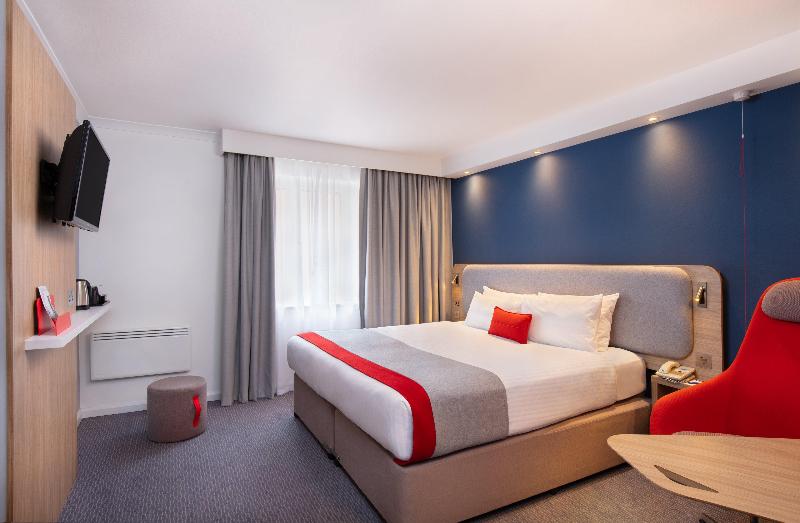 Номер Стандарт Адаптированный для Инвалидов, Holiday Inn Express Strathclyde Park M74, Jct 5, An Ihg