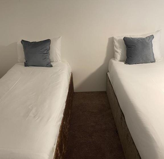 Quarto Dúplex, Pembridge Palace