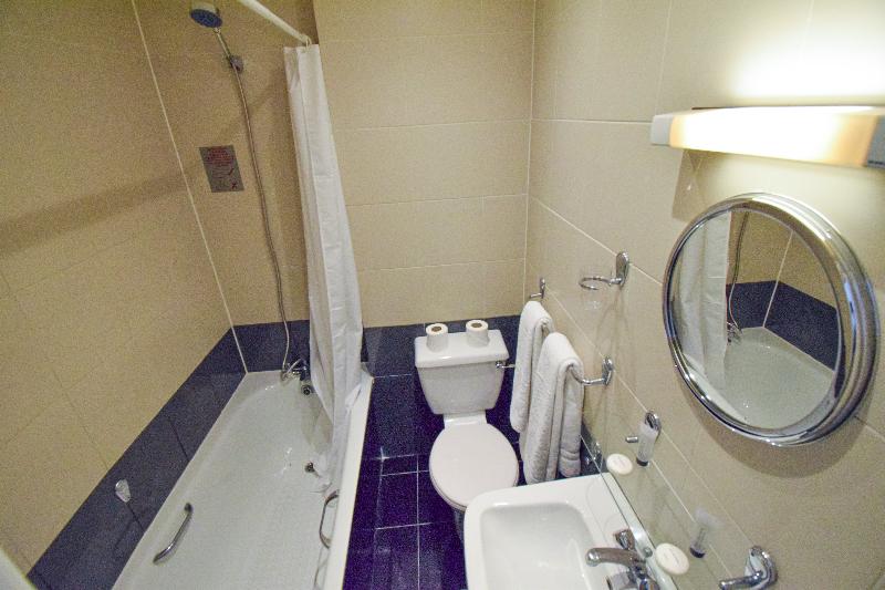 Quarto Deluxe, Pembridge Palace