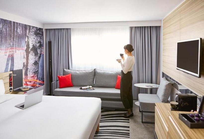 Quarto Familiar, Novotel Birmingham Airport Terminal Building   Nec