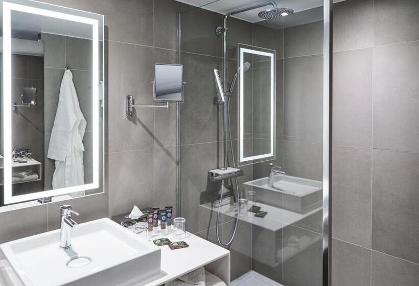 Quarto Executivo, Novotel Birmingham Airport Terminal Building   Nec
