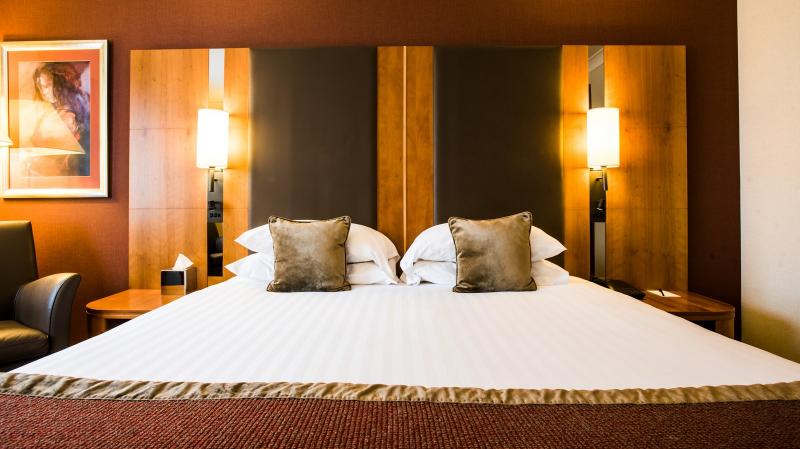 اتاق کلاب, The Winchester Hotel And Spa