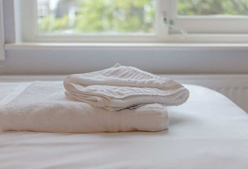 Семейный Номер, Victoria Inn London
