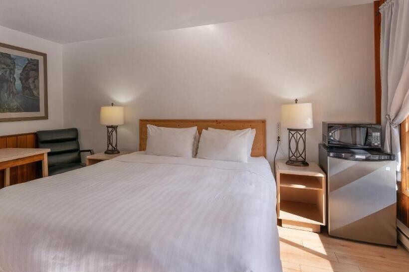 Стандартный Номер Кровать Кинг, Cedar Motel