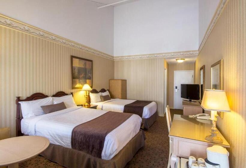 스탠다드 룸 더블 침대 2개, Auberge Québec