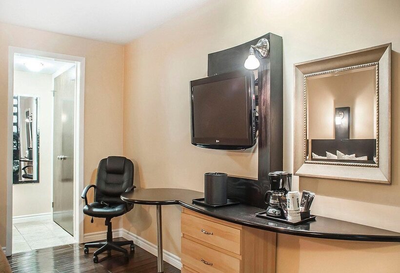 اتاق استاندارد با 2 تخت دوبل, Quality Hotel Fallsview Cascade