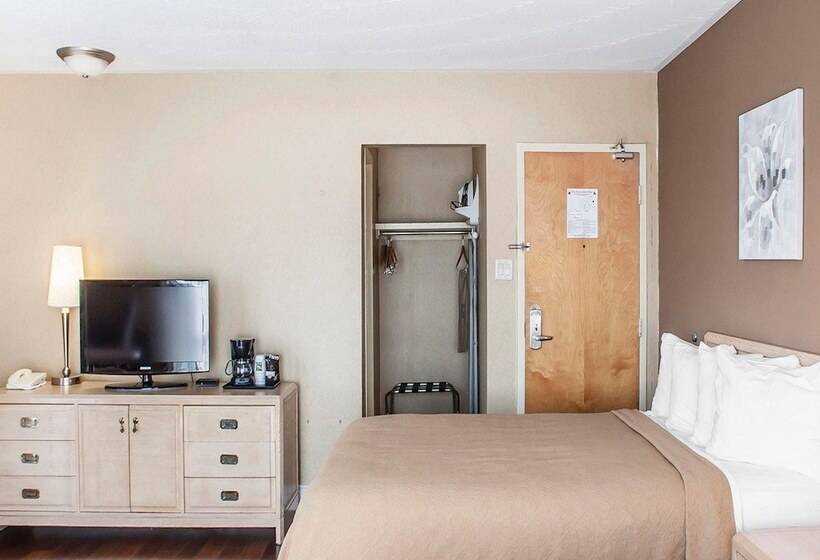 اتاق استاندارد با 2 تخت دوبل, Quality Hotel Fallsview Cascade