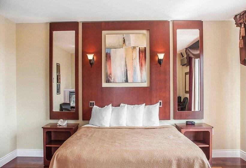 اتاق استاندارد با تخت بزرگ, Quality Hotel Fallsview Cascade