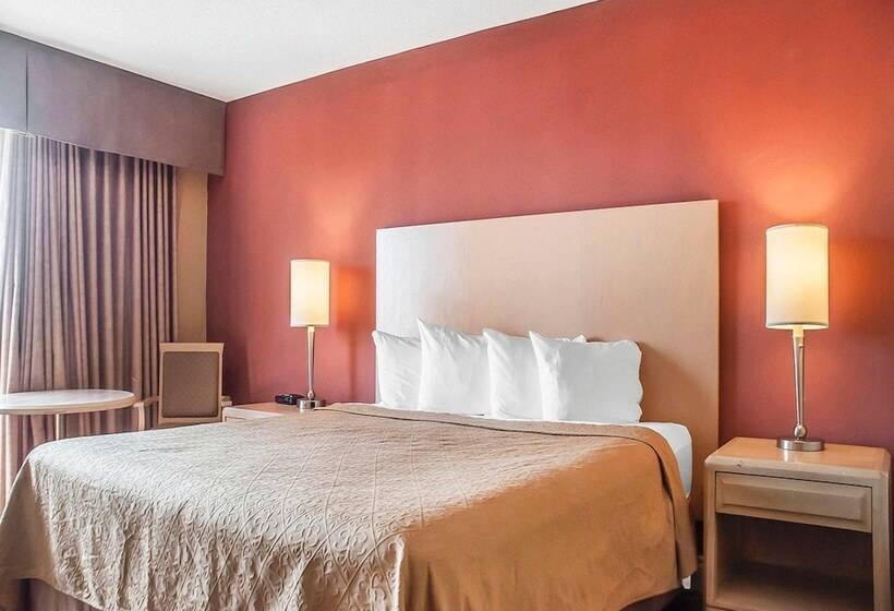 اتاق استاندارد با تخت بزرگ, Quality Hotel Fallsview Cascade