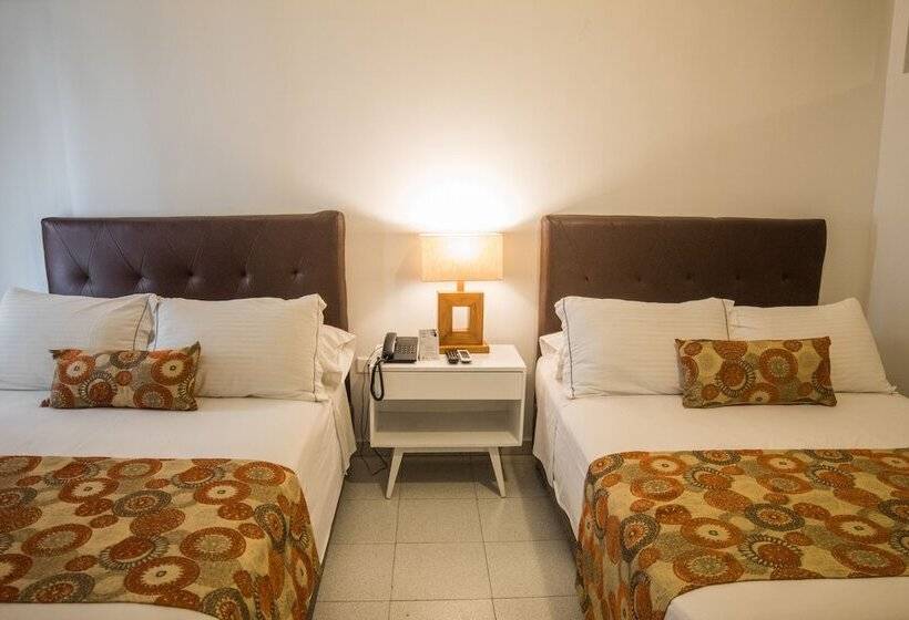 Четырехместный Номер Стандарт, Playa Club