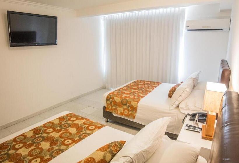 Четырехместный Номер Стандарт, Playa Club