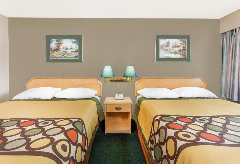 اتاق استاندارد, Super 8 By Wyndham Quesnel Bc